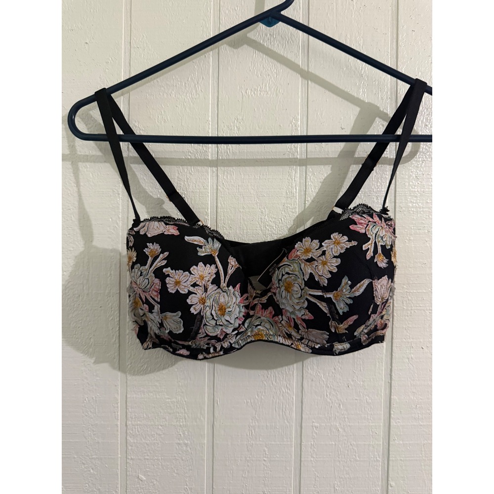 Victoria's Secret Dream Angels Lined Demi Bra 36C Black Floral Embroidered Lace